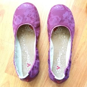 NIB Vivobarefoot Jing Jing flats